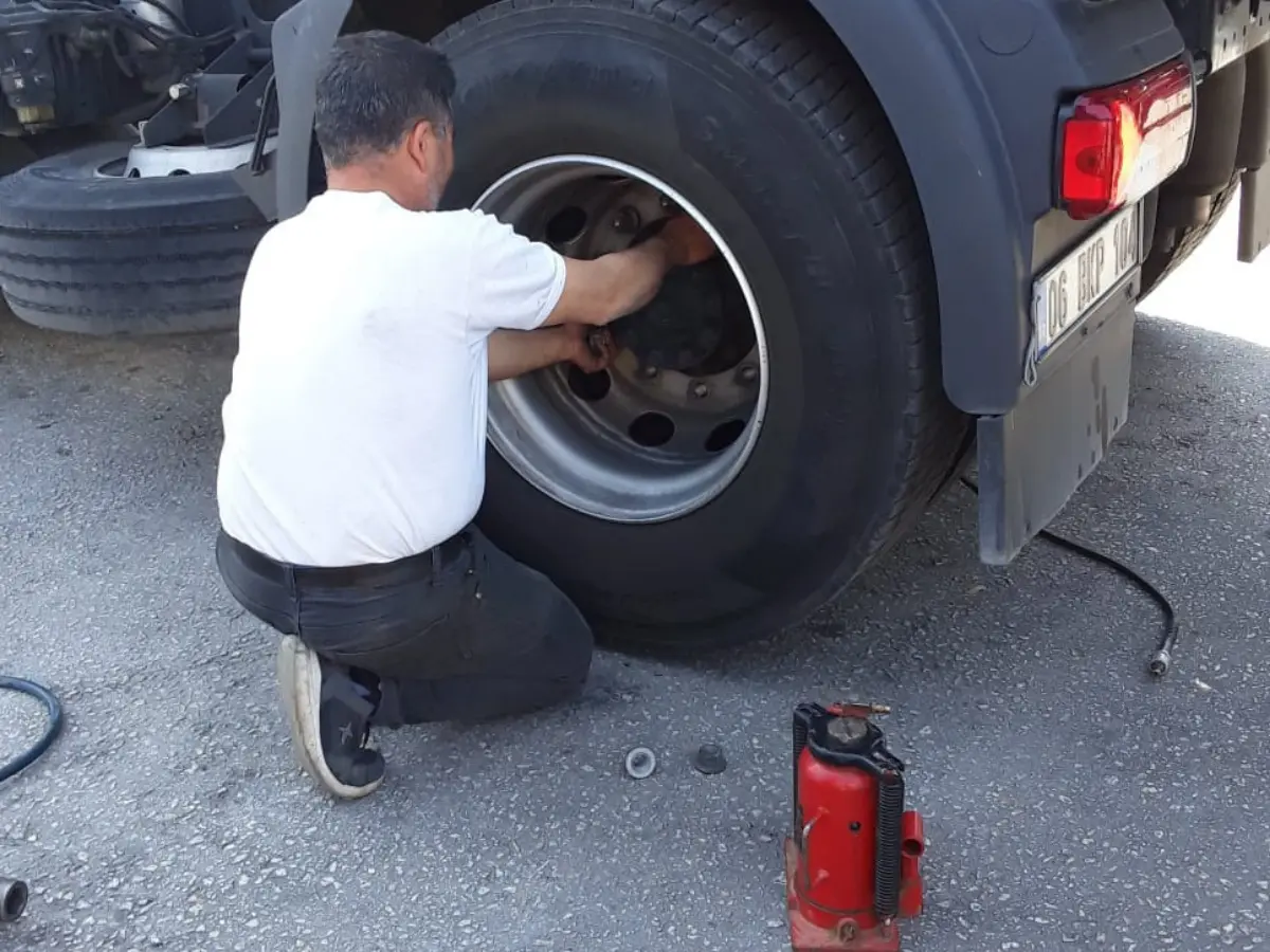 Döşemealtı Oto Lastikçi